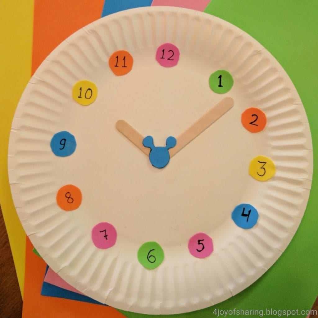Se infla Mentalmente objetivo Cómo decir la hora en inglés con juegos y manualidades para niños - Helen  Doron English
